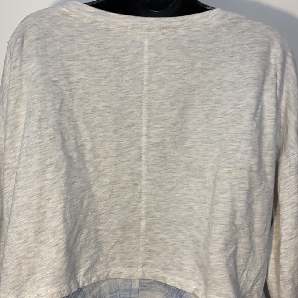 Altar’d State Gray Boho Ruffled bottom top - Picture 8 of 10
